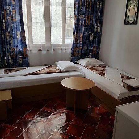 Guest Rooms Denitsa Obzor Esterno foto
